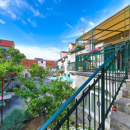 Apartment & Gordana *